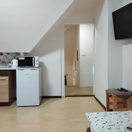 U Nadii Nyaraló